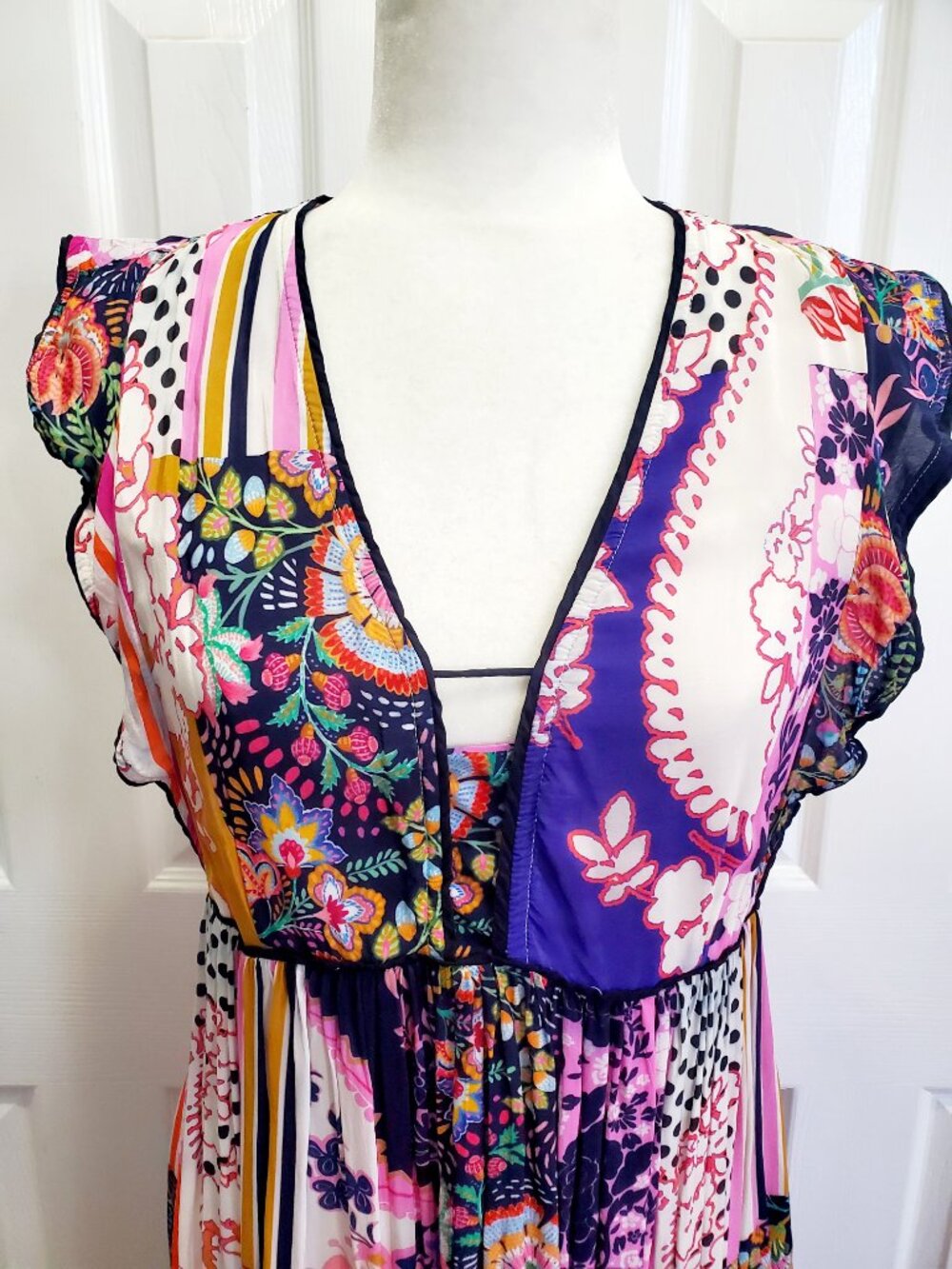 Anthropologie Patchwork Midi Dress Size 8 Boho Floral Stripe V Neck Tiered Color - Picture 5 of 14